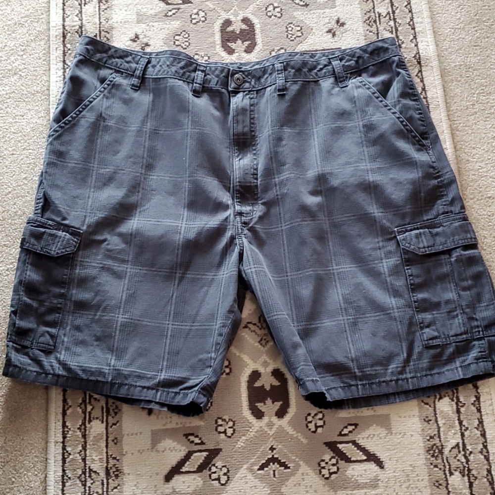 Wrangler Cargo shorts, size 46